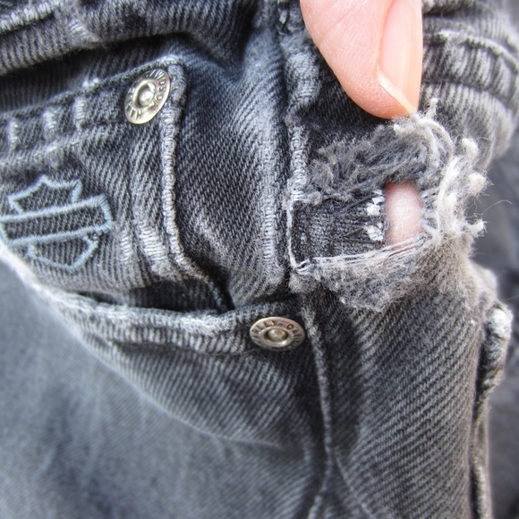 Harley-Davidson Jean Shorts womens W 29  x L 13 Black Distressed Y2K Thrashed - Picture 14 of 16